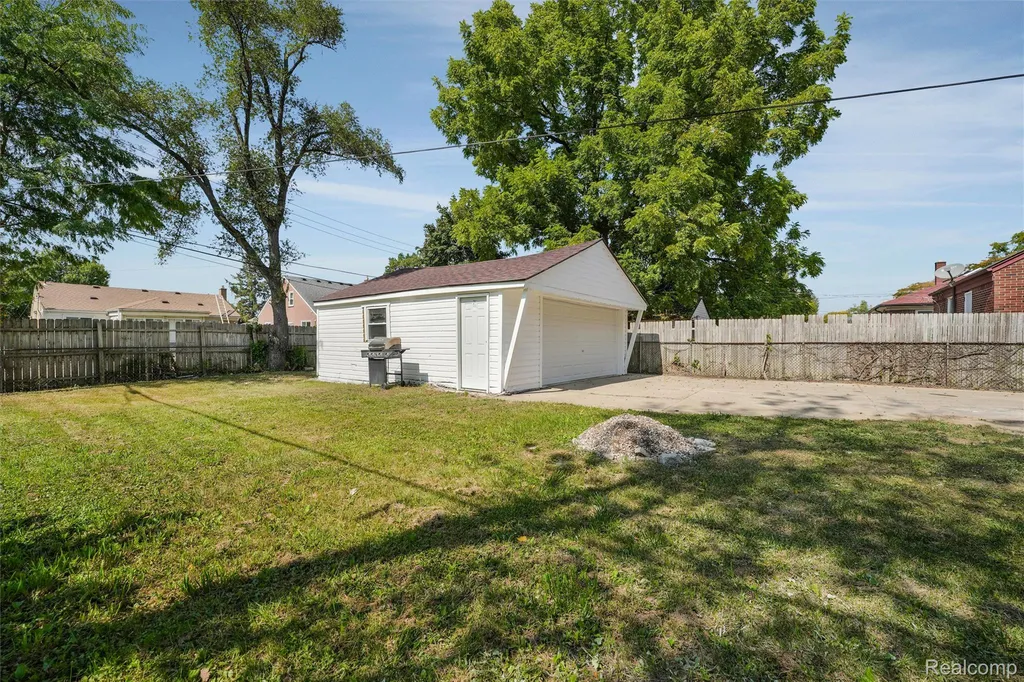 19201 Bentler Street Detroit City MI 48219