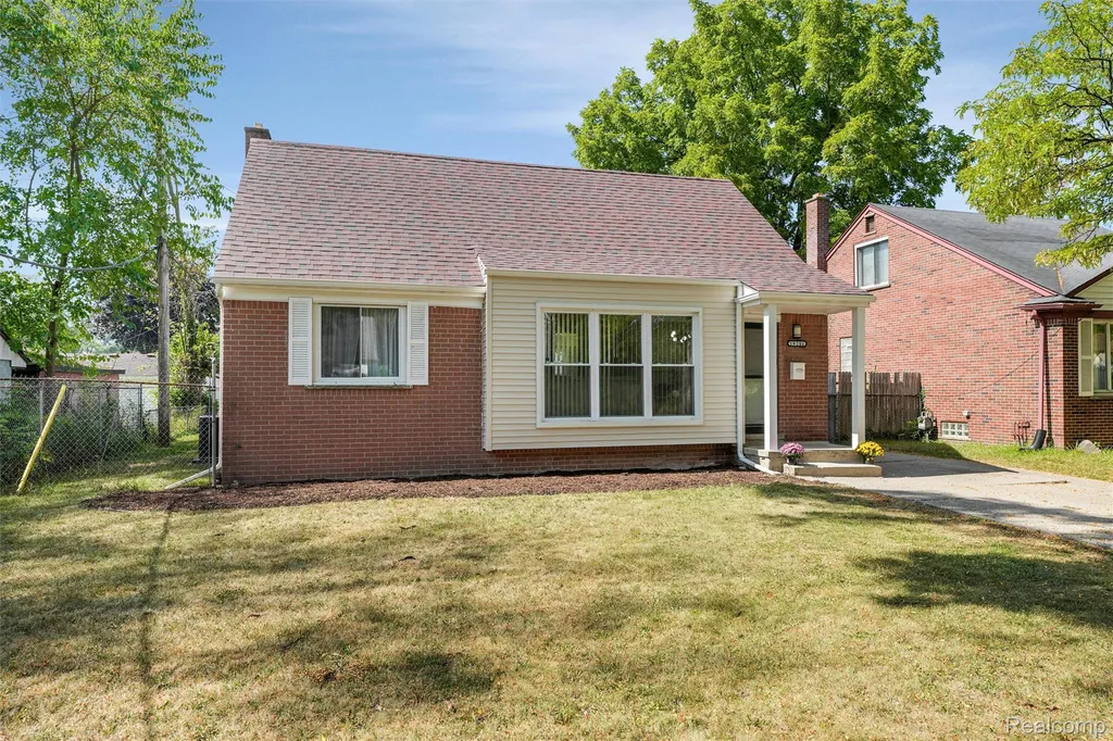 19201 Bentler Street Detroit City MI 48219