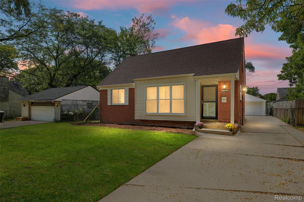 19201 Bentler Street Detroit City MI 48219