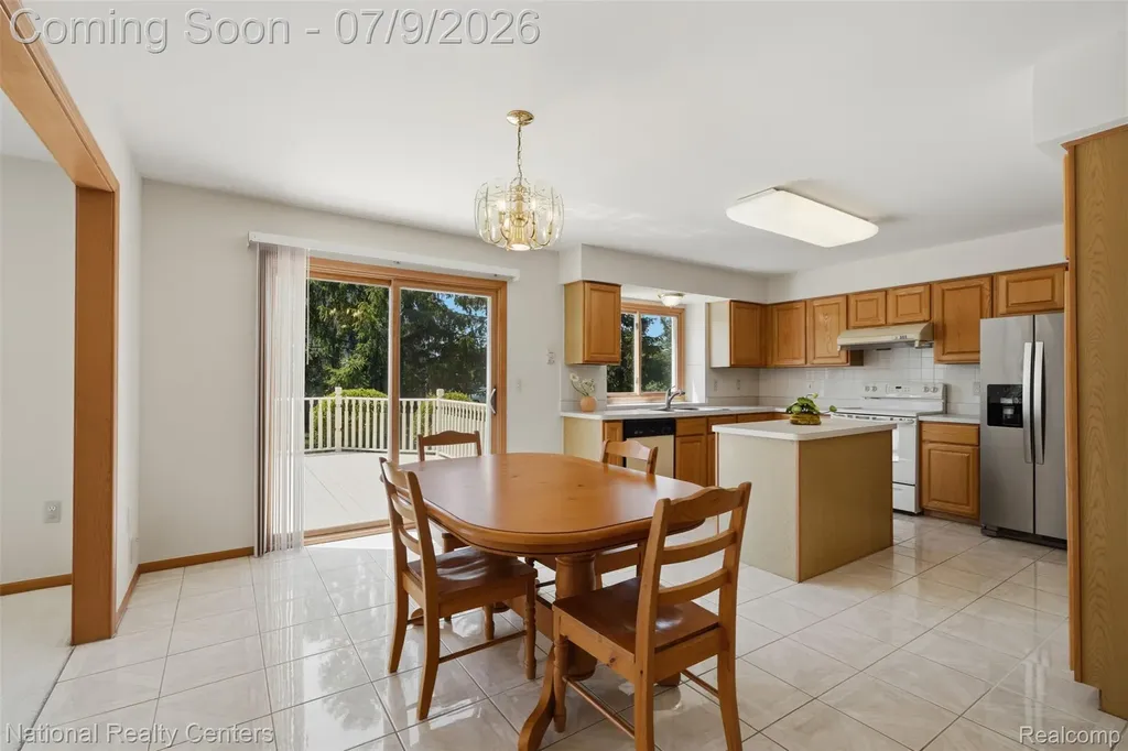 6860 Bridgemont Drive Canton Charter Township MI 48187