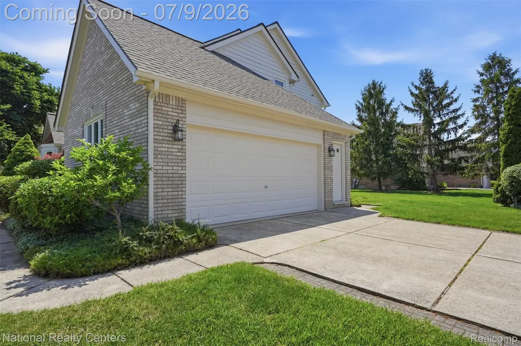 6860 Bridgemont Drive Canton Charter Township MI 48187