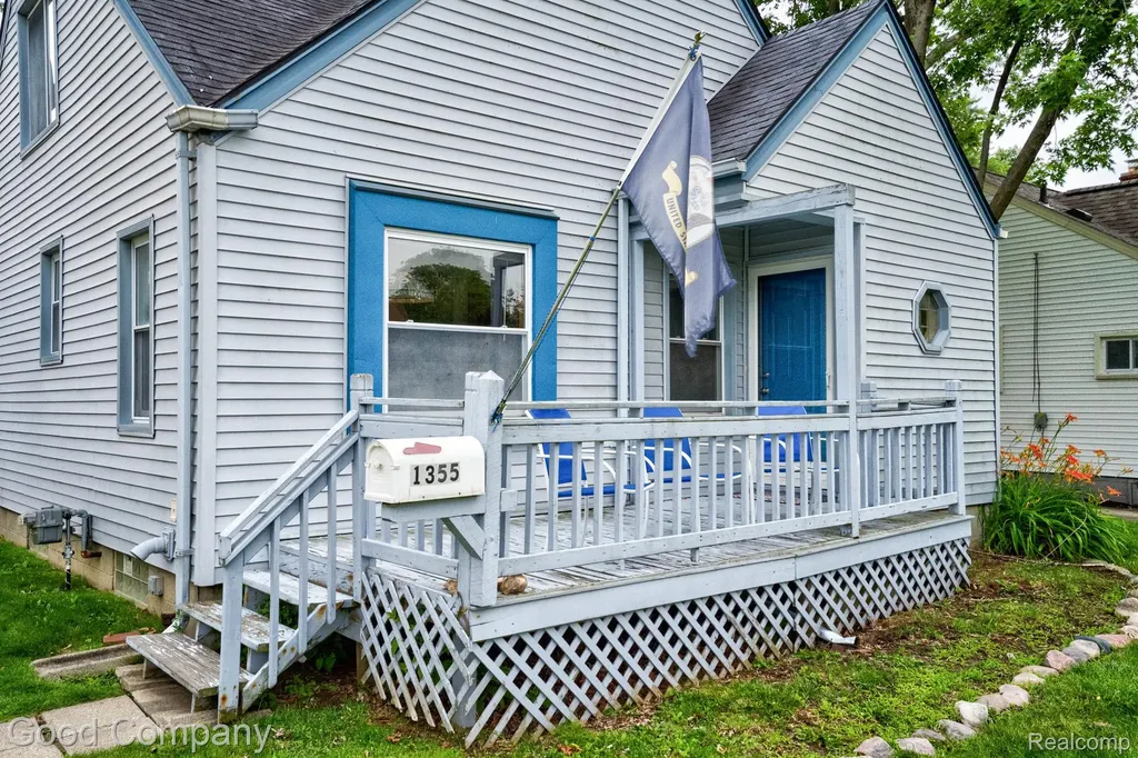 1355 Harvard Road Berkley City MI 48072