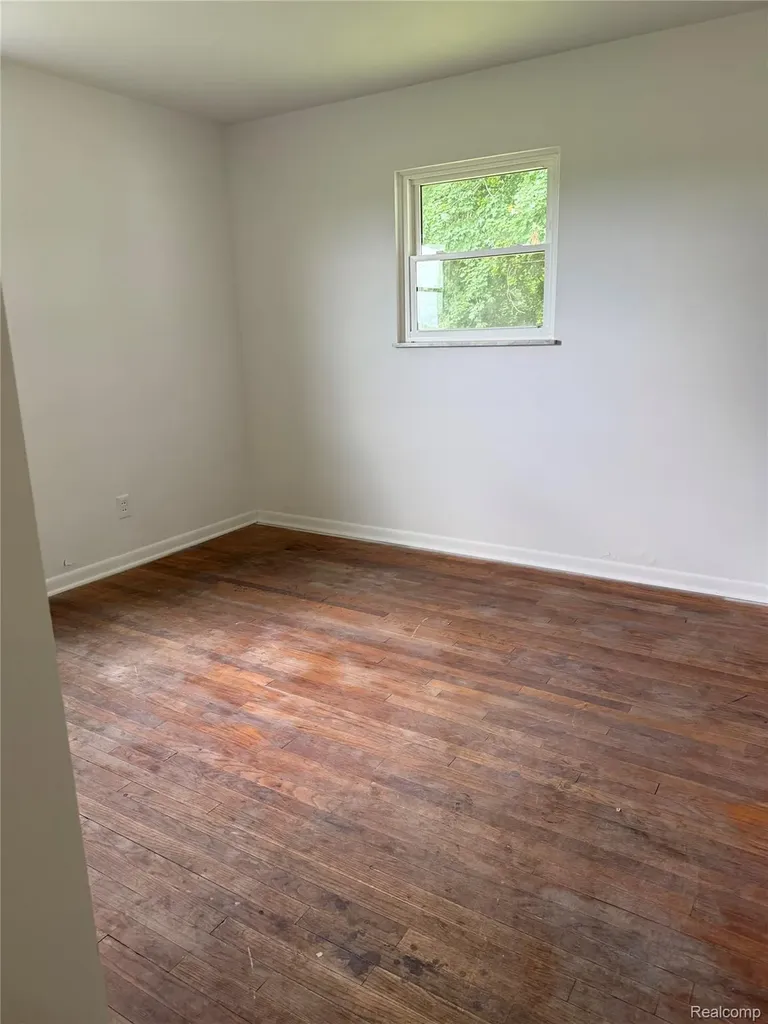 5395 Oak Grove Road Howell Township MI 48855