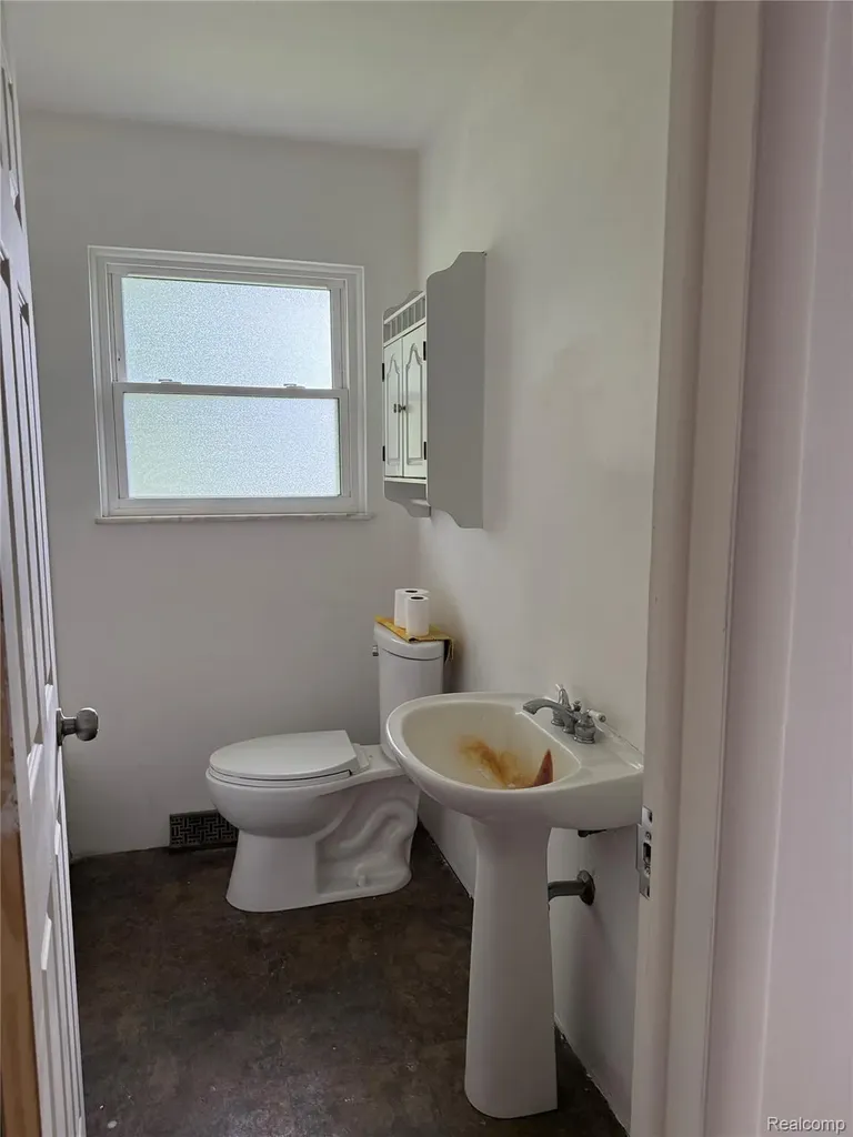 5395 Oak Grove Road Howell Township MI 48855