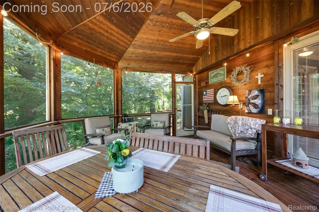7148 Deerhill Drive Independence Charter Township MI 48346