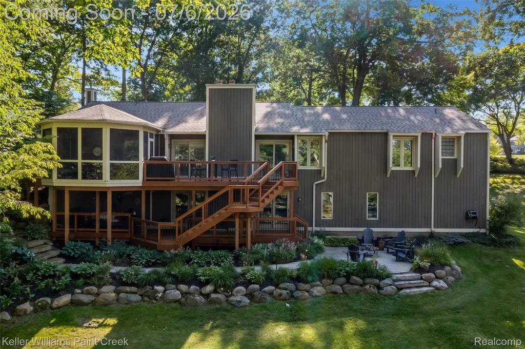 7148 Deerhill Drive Independence Charter Township MI 48346