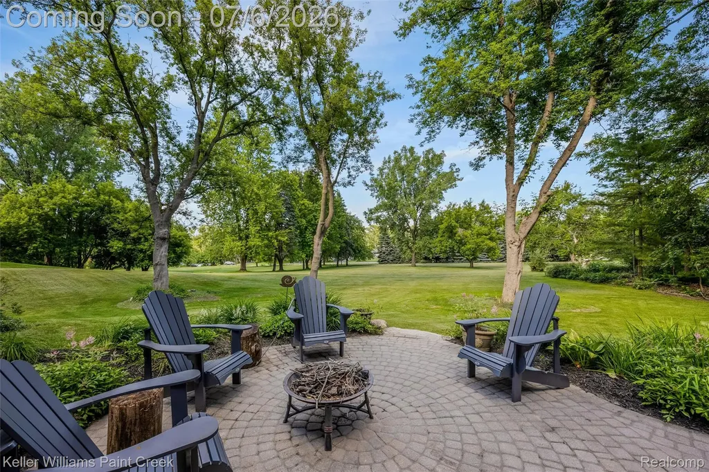 7148 Deerhill Drive Independence Charter Township MI 48346