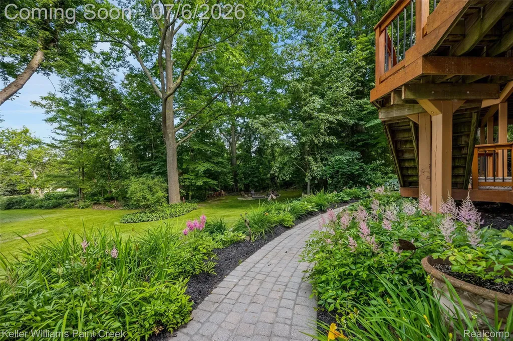 7148 Deerhill Drive Independence Charter Township MI 48346