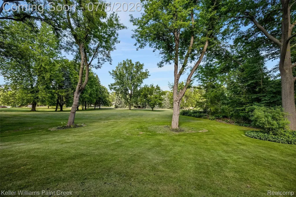 7148 Deerhill Drive Independence Charter Township MI 48346