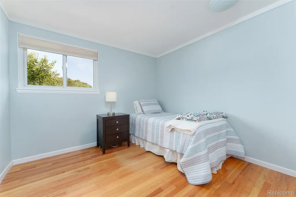 11860 Riverside Drive Plymouth Charter Township MI 48170