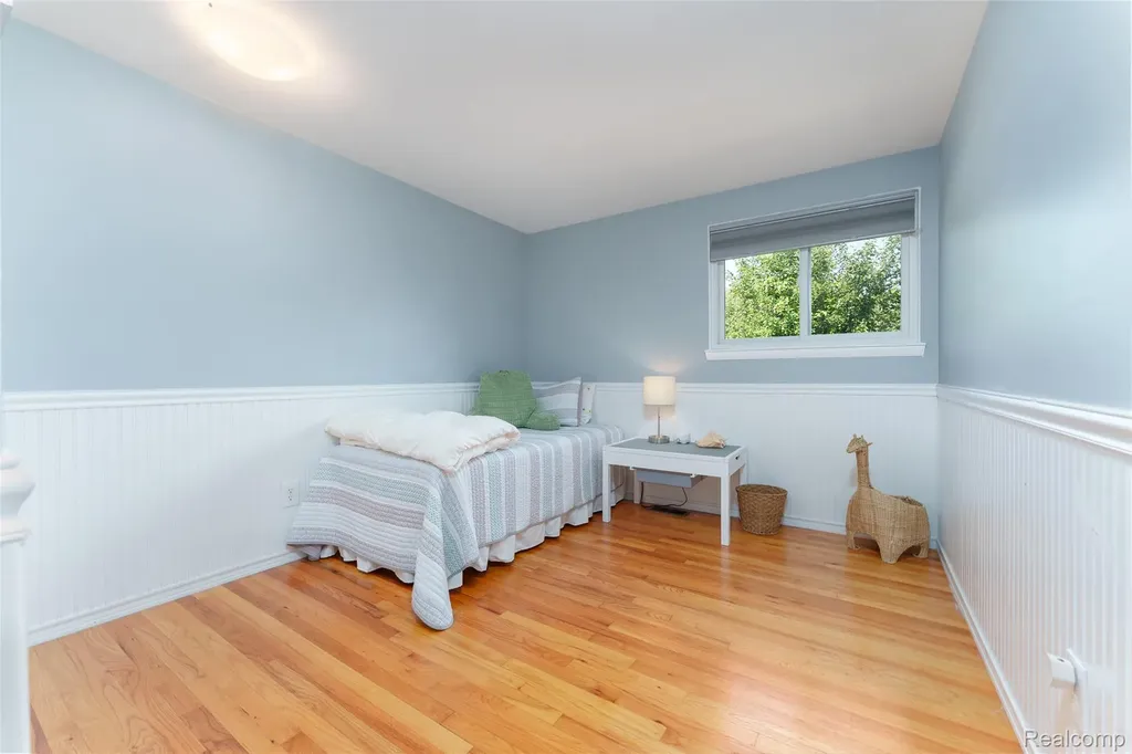11860 Riverside Drive Plymouth Charter Township MI 48170