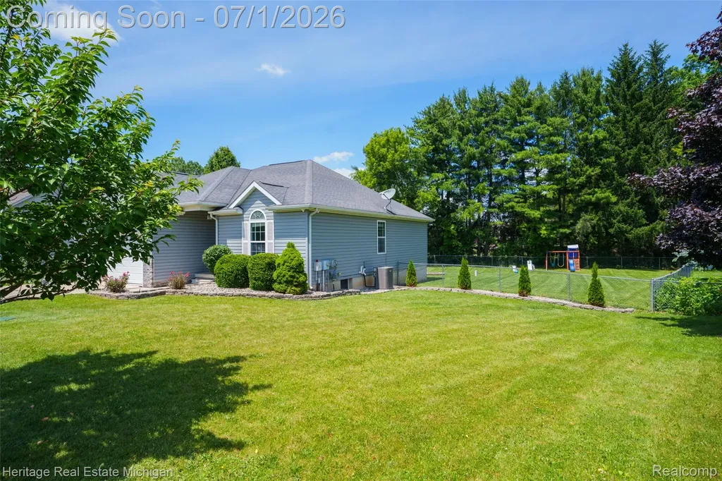 319 E Diamond Way Morrice Village MI 48857
