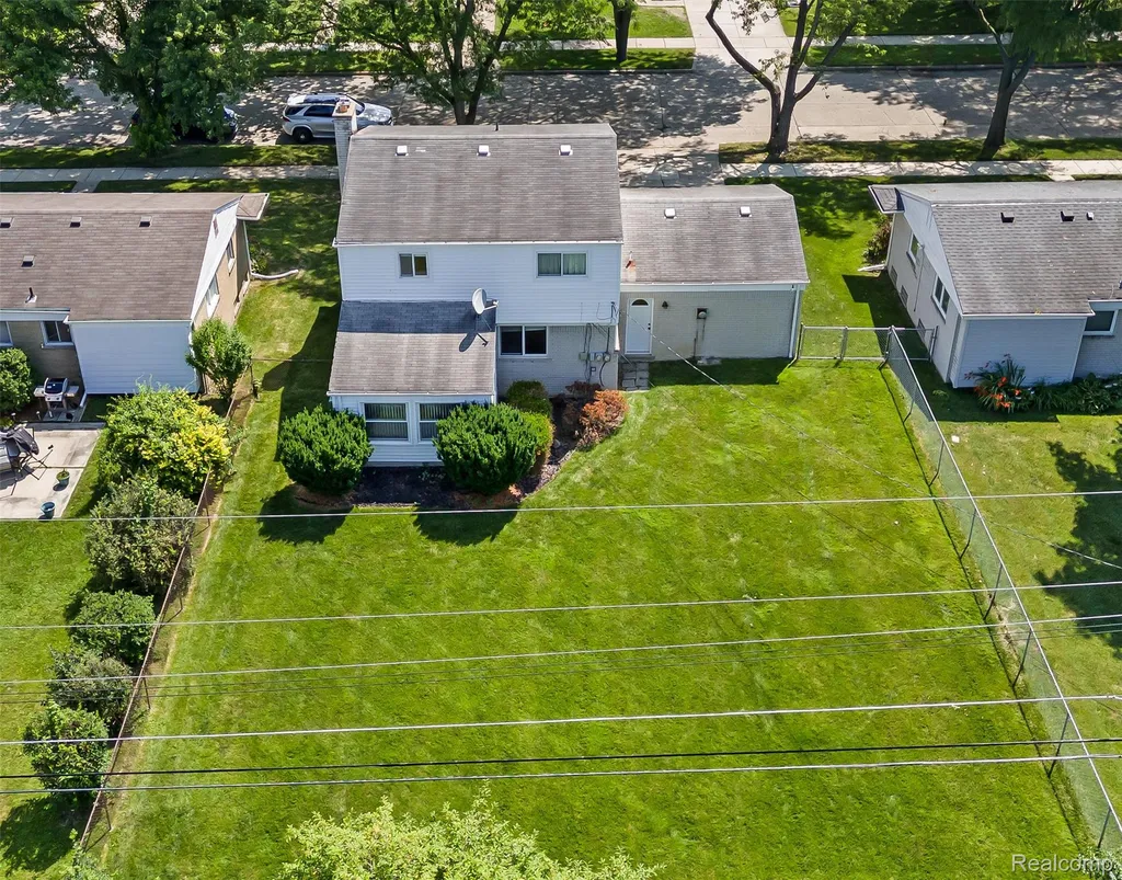 14225 Bainbridge Street Livonia City MI 48154