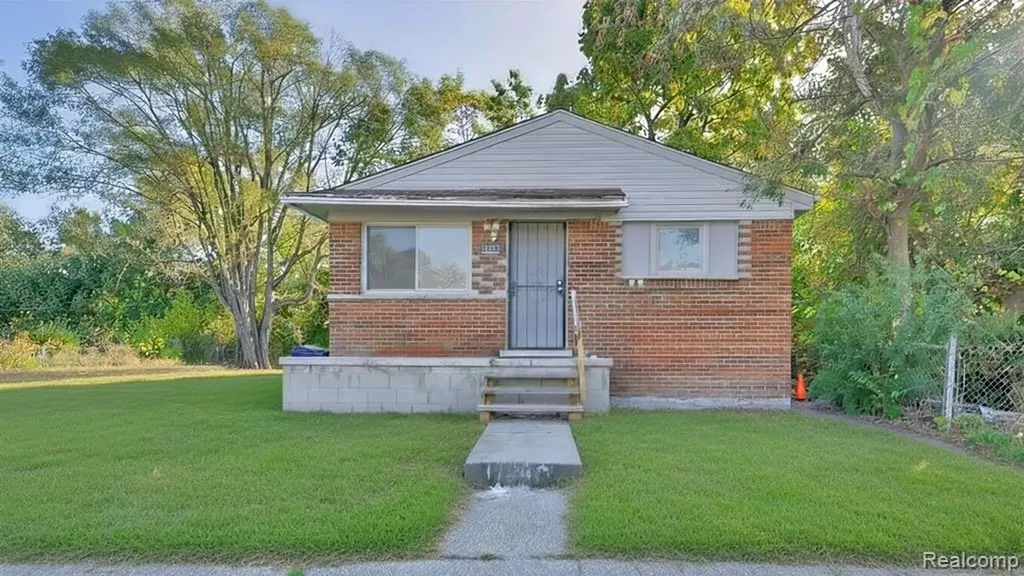 17840 Goddard Hamtramck City MI 48212