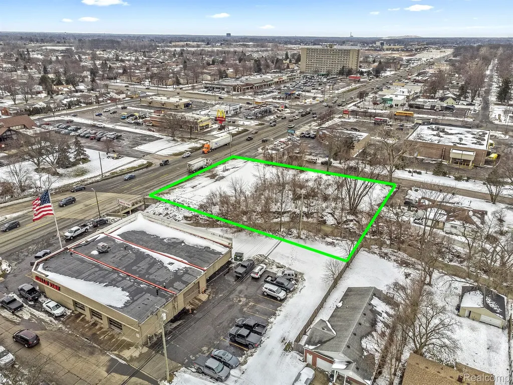 10854 Allen Road Taylor City MI 48180