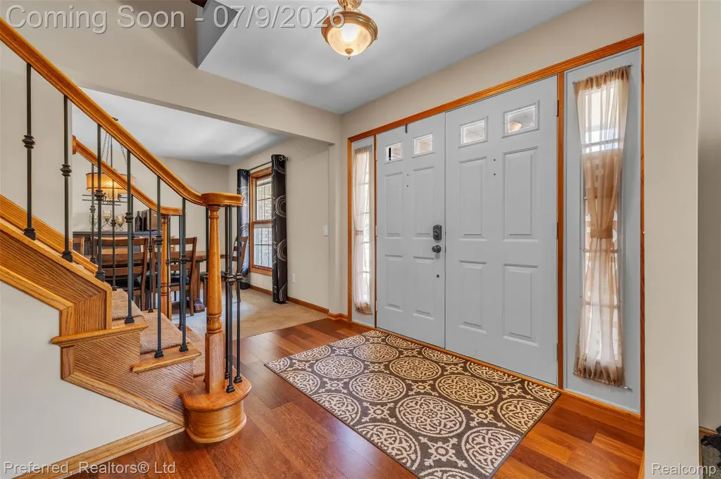 20155 Wayne Road Livonia City MI 48152
