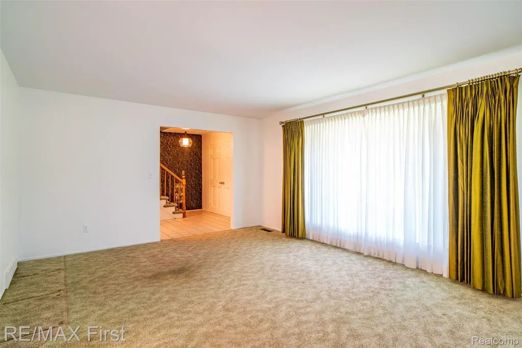 8506 Orchardview Drive Washington Township MI 48095