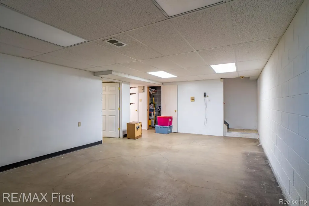 8506 Orchardview Drive Washington Township MI 48095
