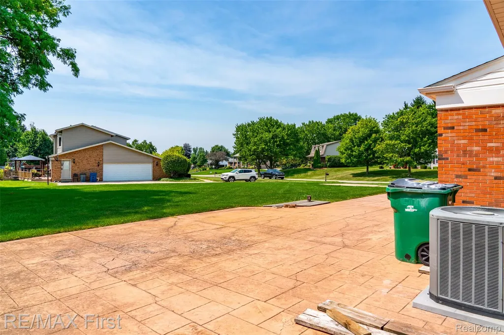 8506 Orchardview Drive Washington Township MI 48095