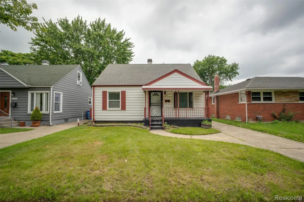 3149 Poplar Avenue Warren City MI 48091