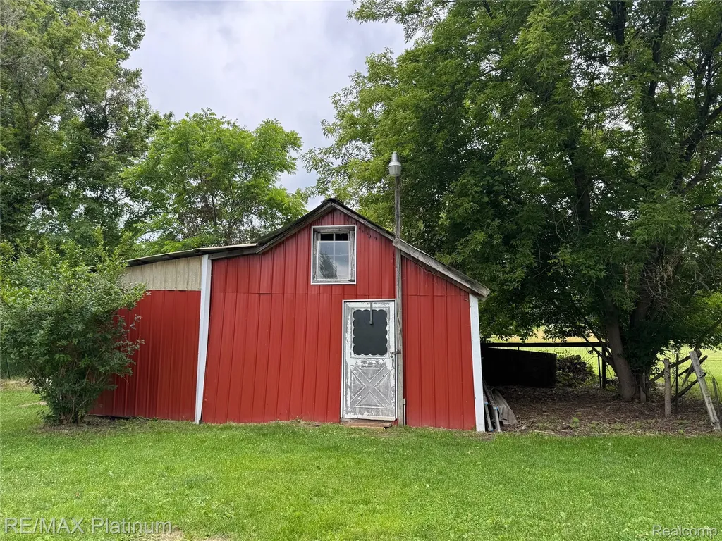 10989 N Latson Road Deerfield Township MI 48855