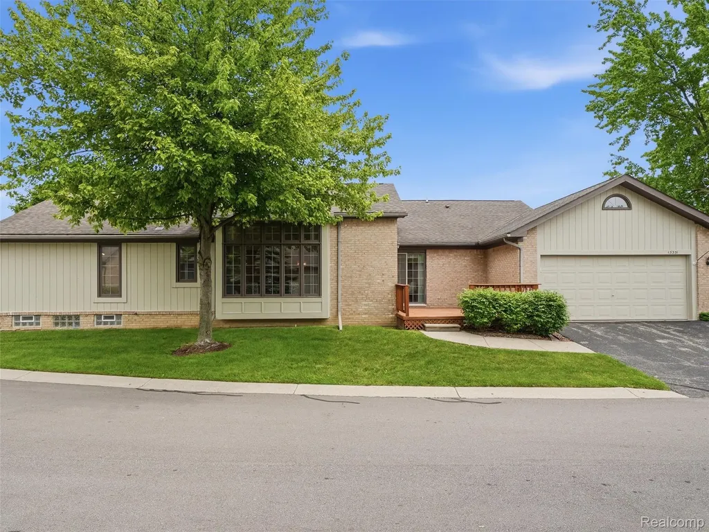 13331 Whittier Sterling Heights City MI 48312