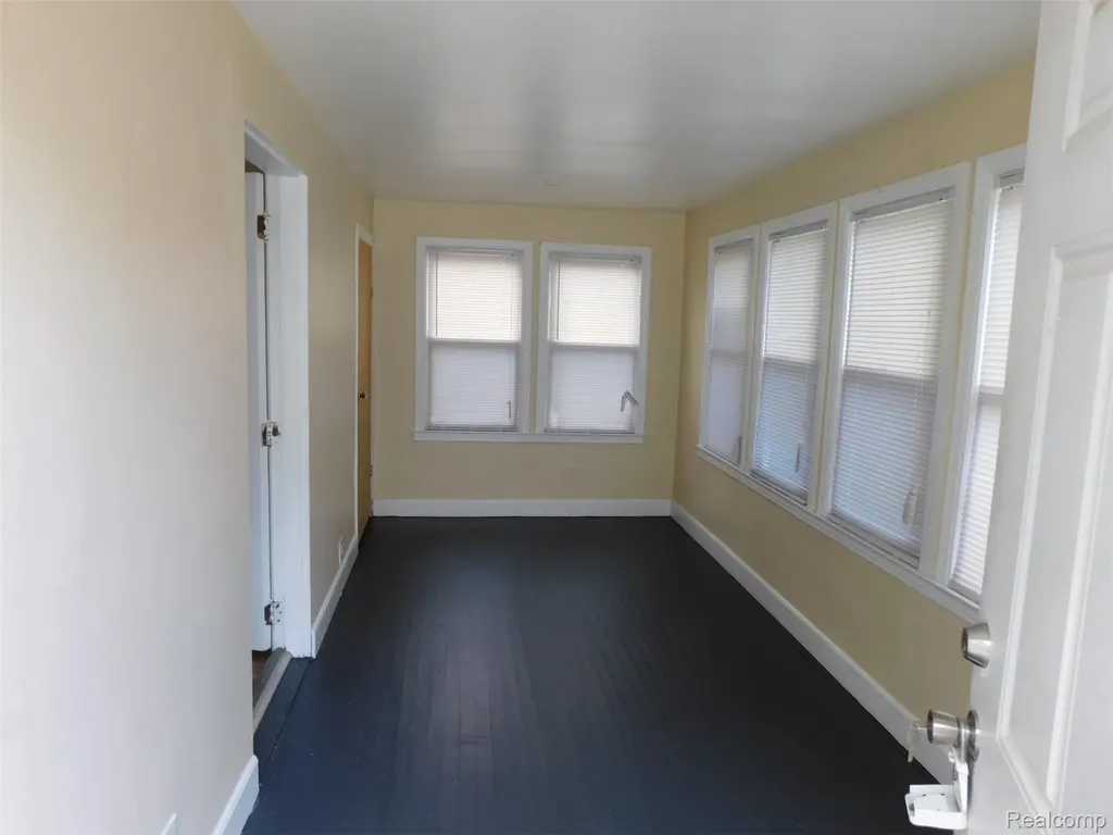 165 Avery Street Clinton Charter Township MI 48036