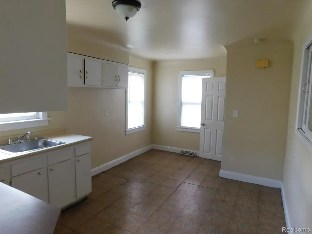 165 Avery Street Clinton Charter Township MI 48036