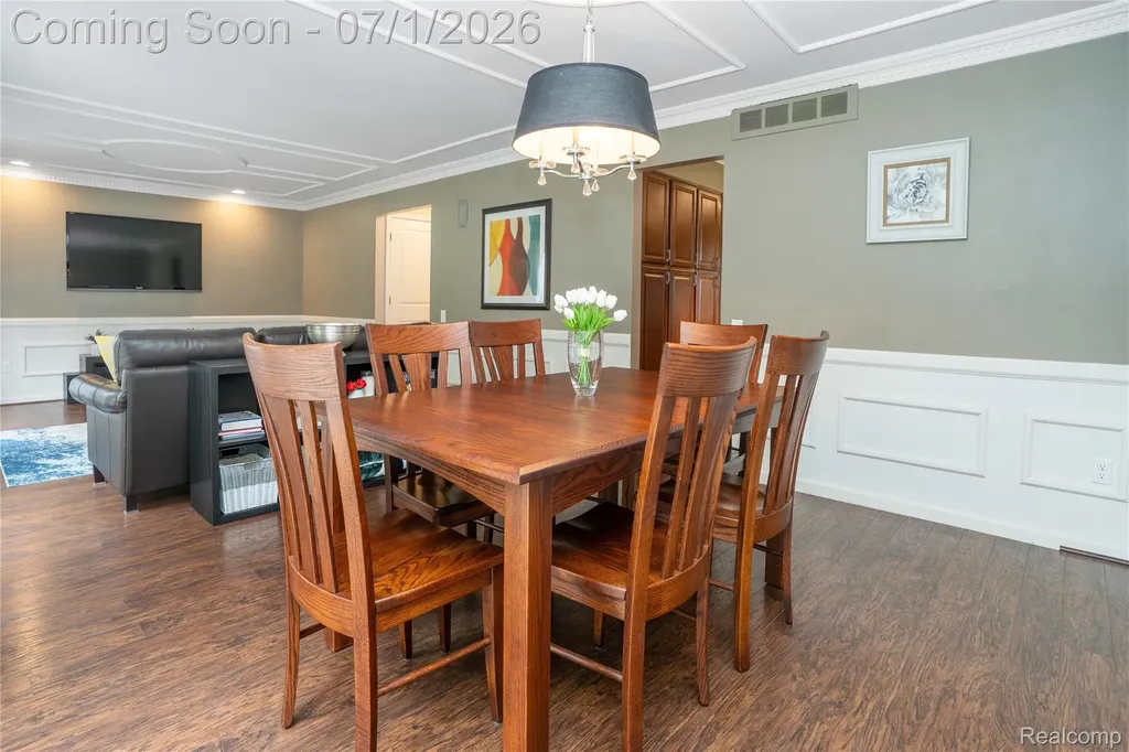 5441 Langlewood Drive West Bloomfield Charter Township MI 48322