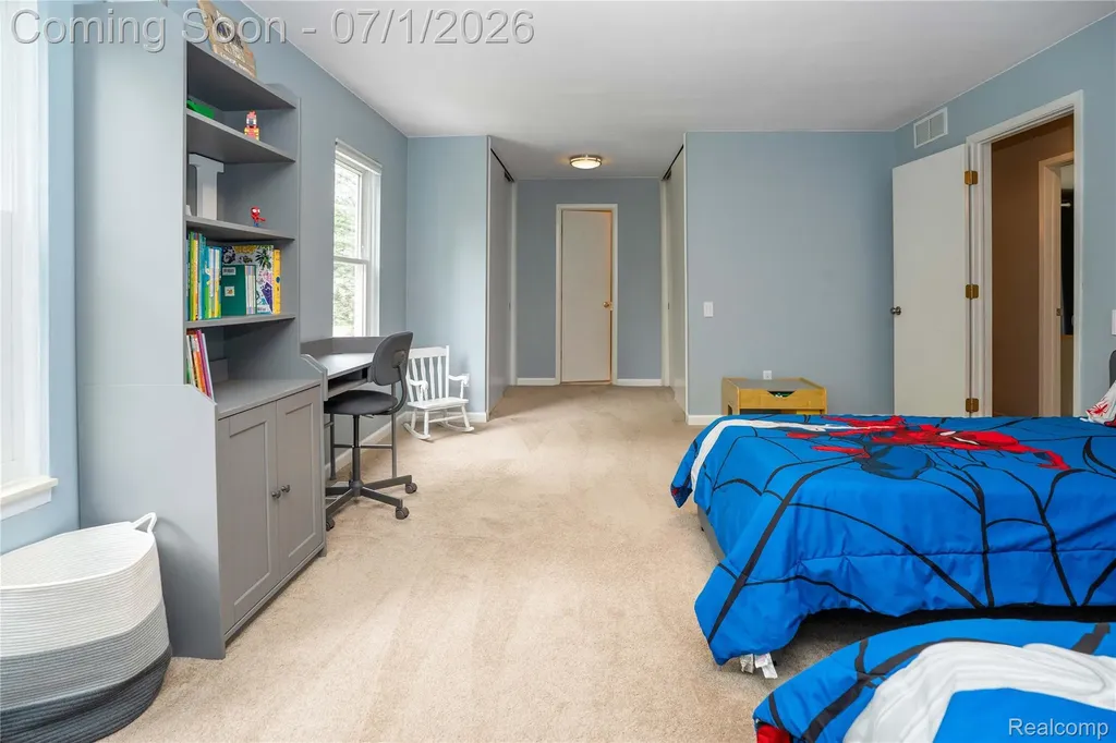 5441 Langlewood Drive West Bloomfield Charter Township MI 48322