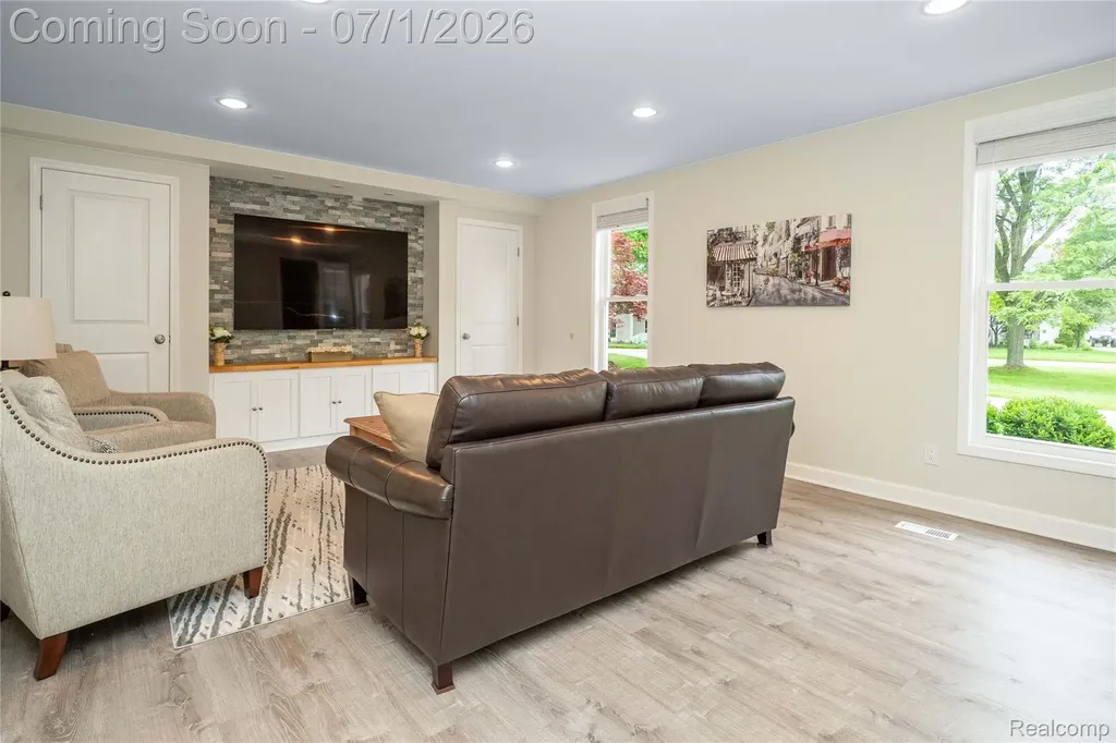 5441 Langlewood Drive West Bloomfield Charter Township MI 48322
