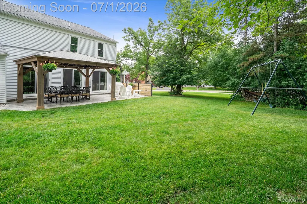 5441 Langlewood Drive West Bloomfield Charter Township MI 48322