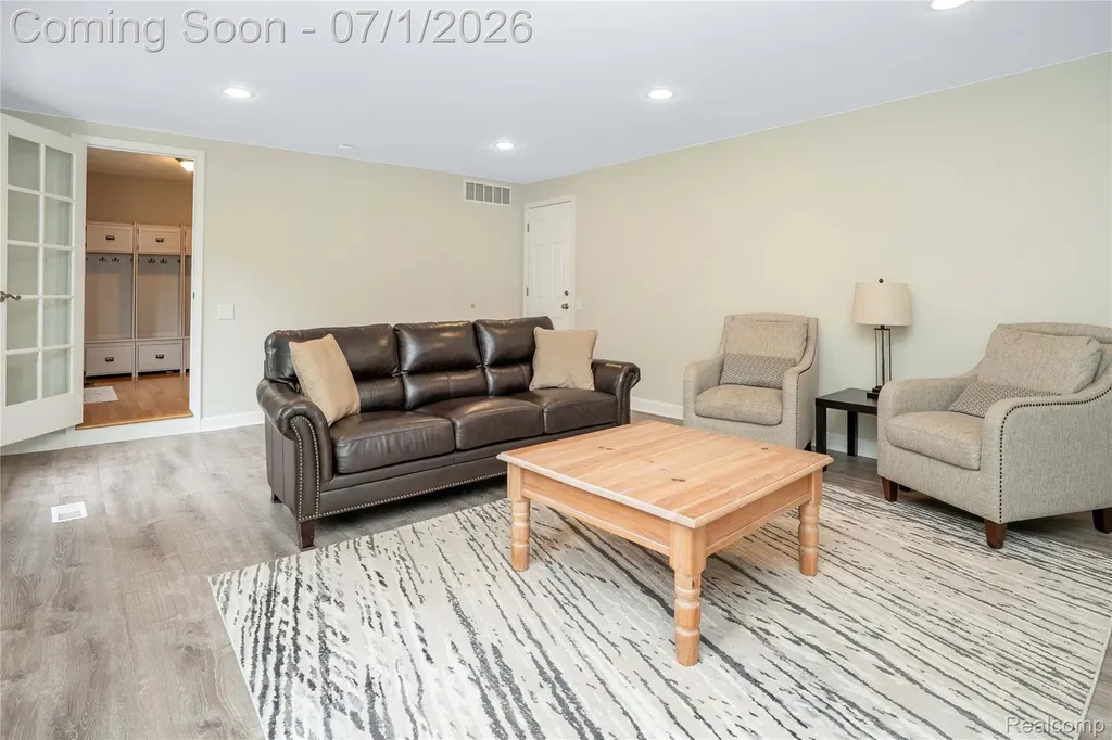 5441 Langlewood Drive West Bloomfield Charter Township MI 48322
