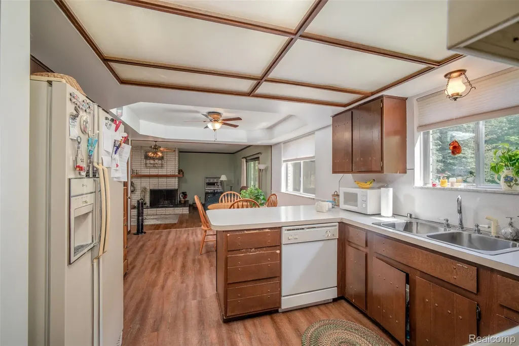 560 Coats Road Orion Charter Township MI 48362