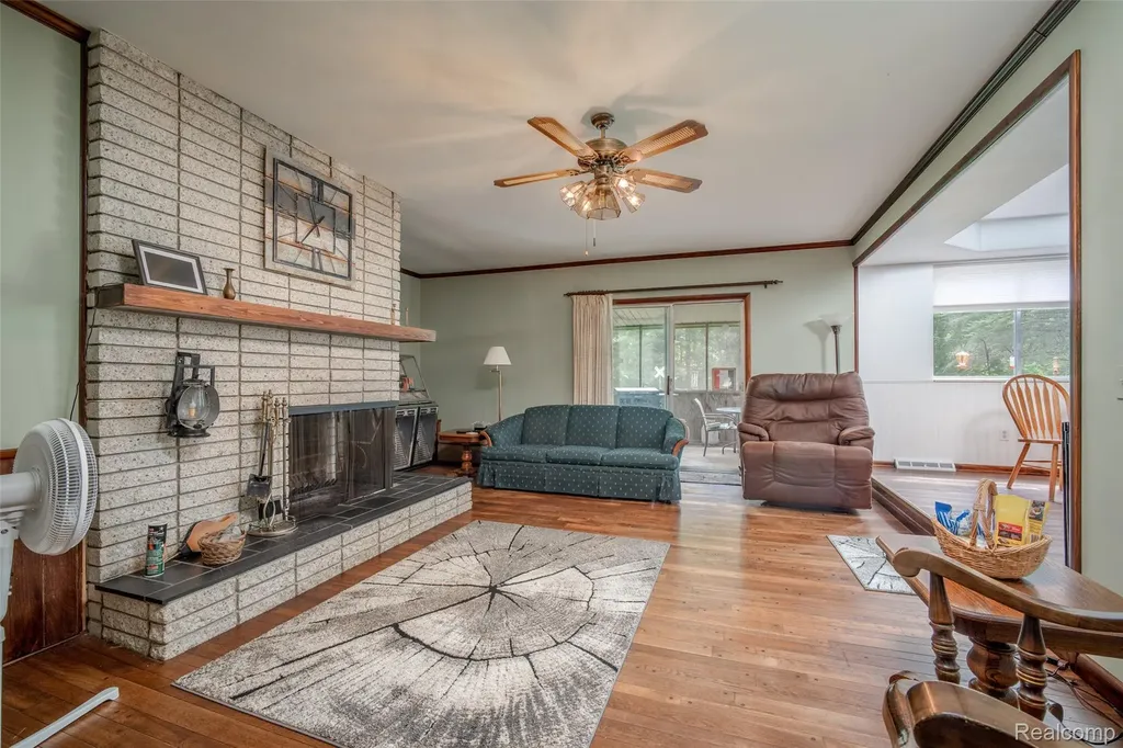 560 Coats Road Orion Charter Township MI 48362