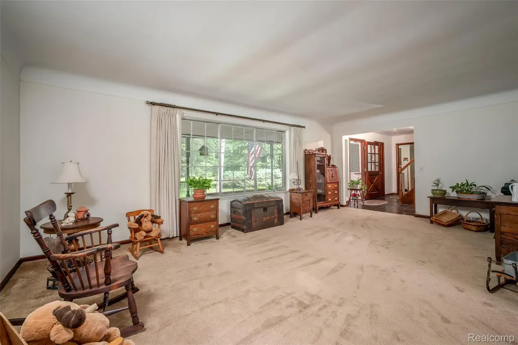 560 Coats Road Orion Charter Township MI 48362