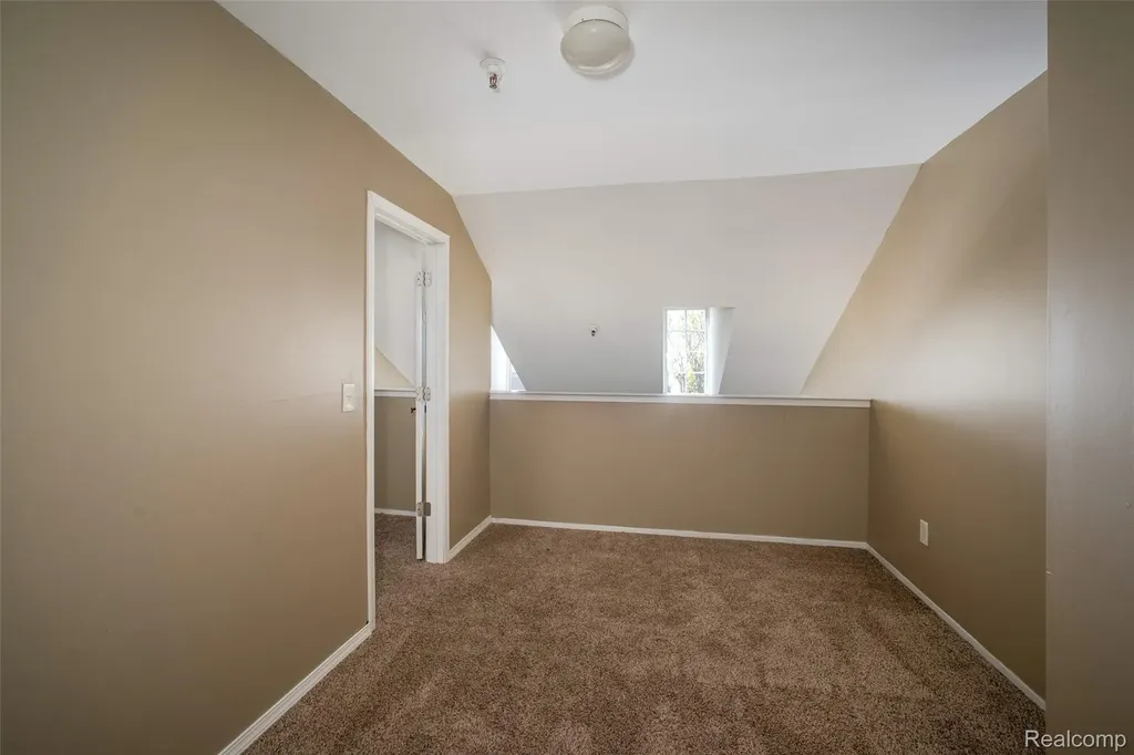 15650 Stone Crossing Drive Southfield City MI 48075