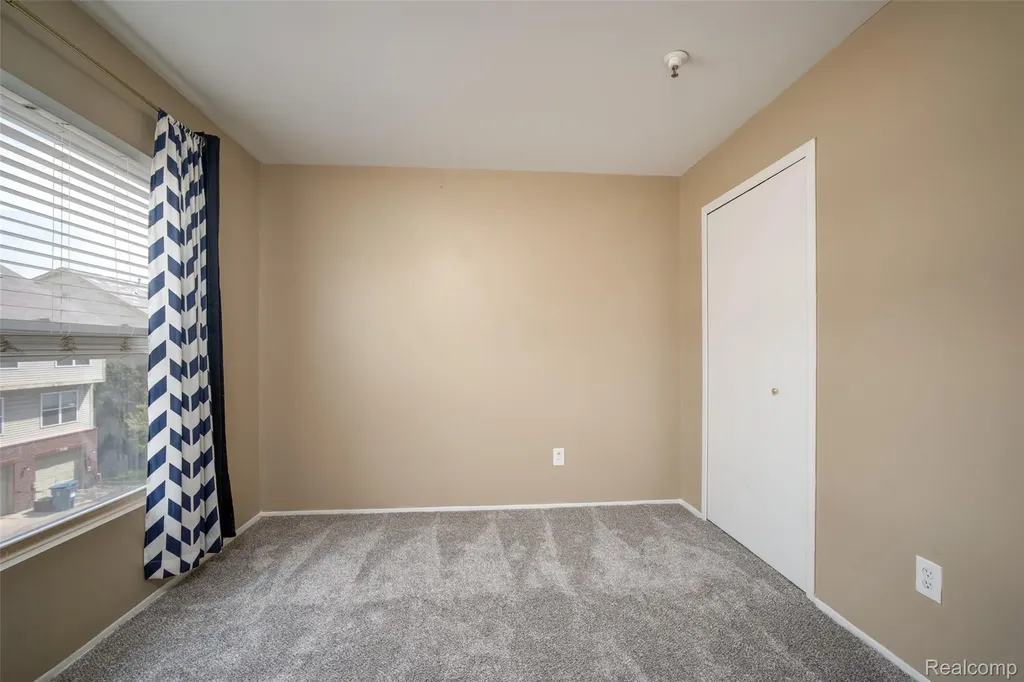 15650 Stone Crossing Drive Southfield City MI 48075
