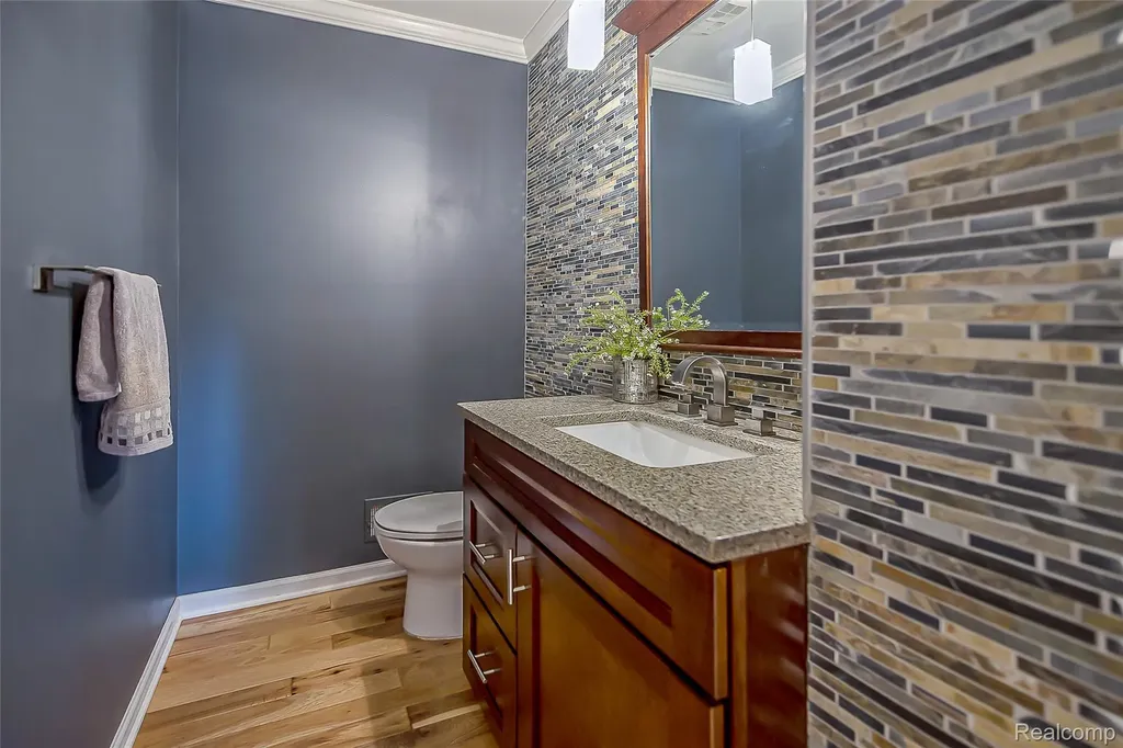 25823 Carriage Lane Lyon Charter Township MI 48178