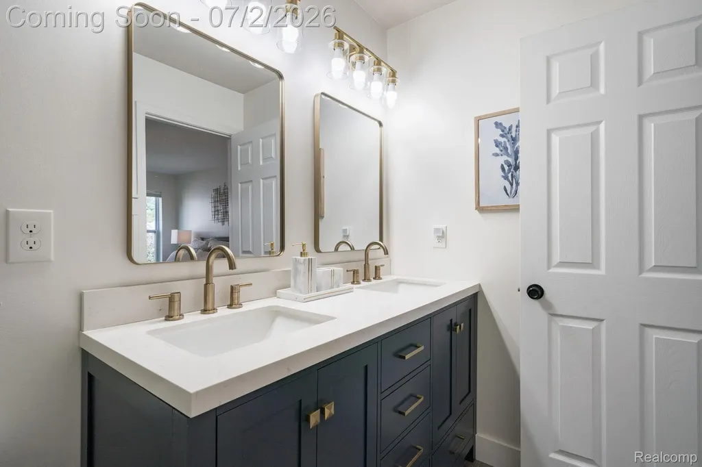 425 Knollwood Drive Brandon Charter Township MI 48462