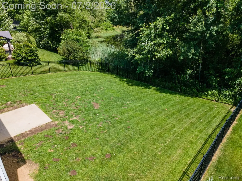 425 Knollwood Drive Brandon Charter Township MI 48462