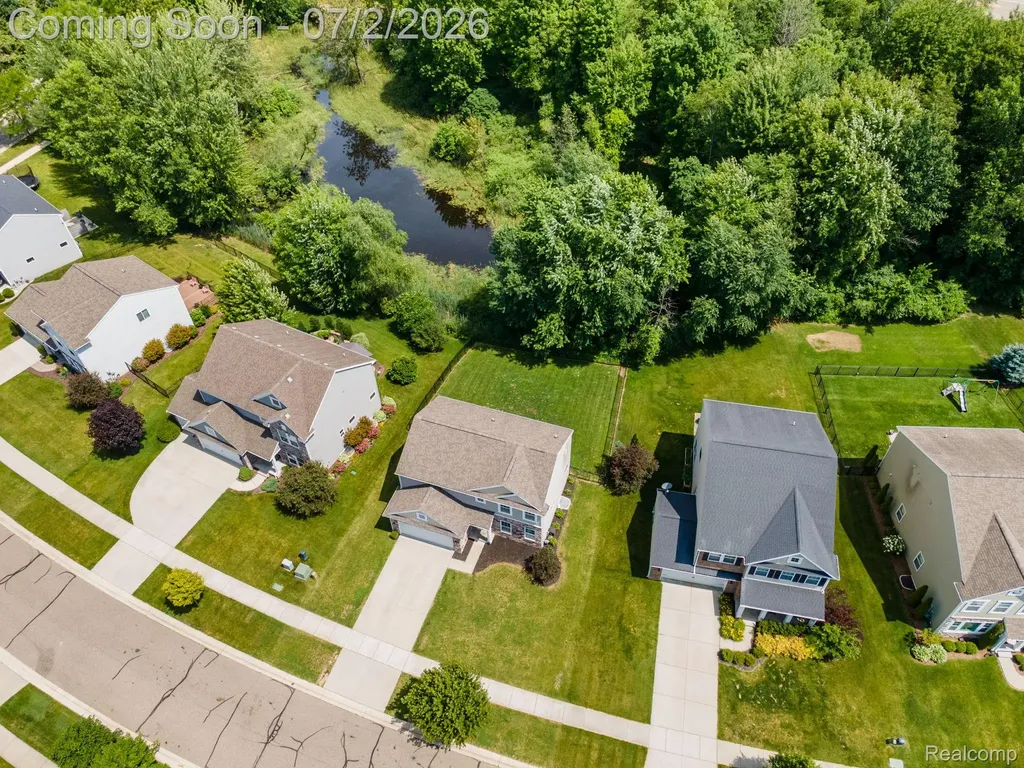 425 Knollwood Drive Brandon Charter Township MI 48462