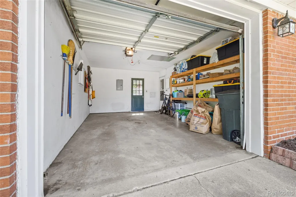 154 Noble Street Milford Village MI 48381