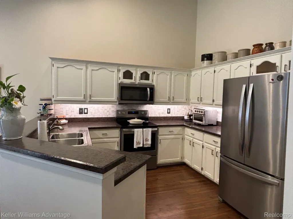 5517 Ashby Court Waterford Charter Township MI 48327