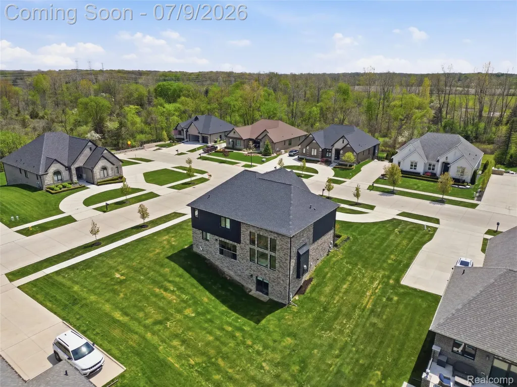 11963 Forest Brook Drive Washington Township MI 48094
