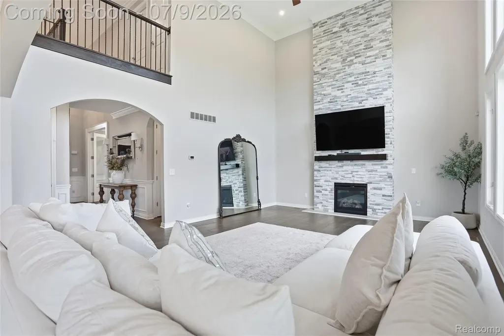 11963 Forest Brook Drive Washington Township MI 48094