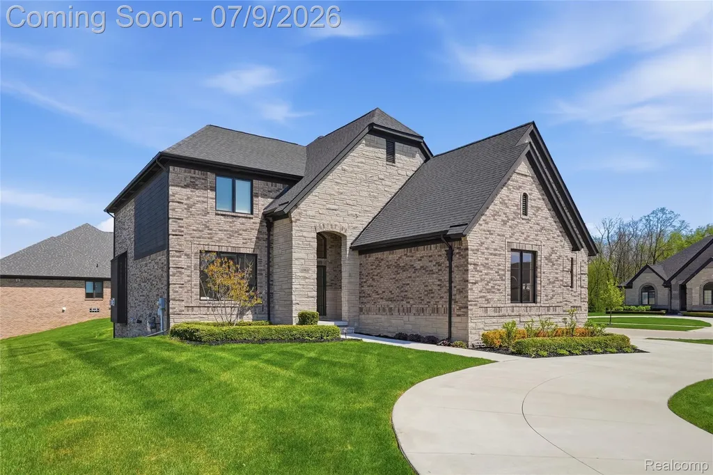 11963 Forest Brook Drive Washington Township MI 48094
