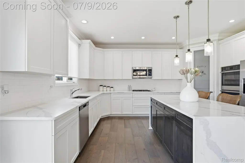 11963 Forest Brook Drive Washington Township MI 48094