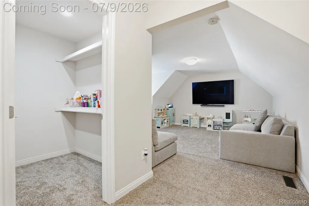 11963 Forest Brook Drive Washington Township MI 48094