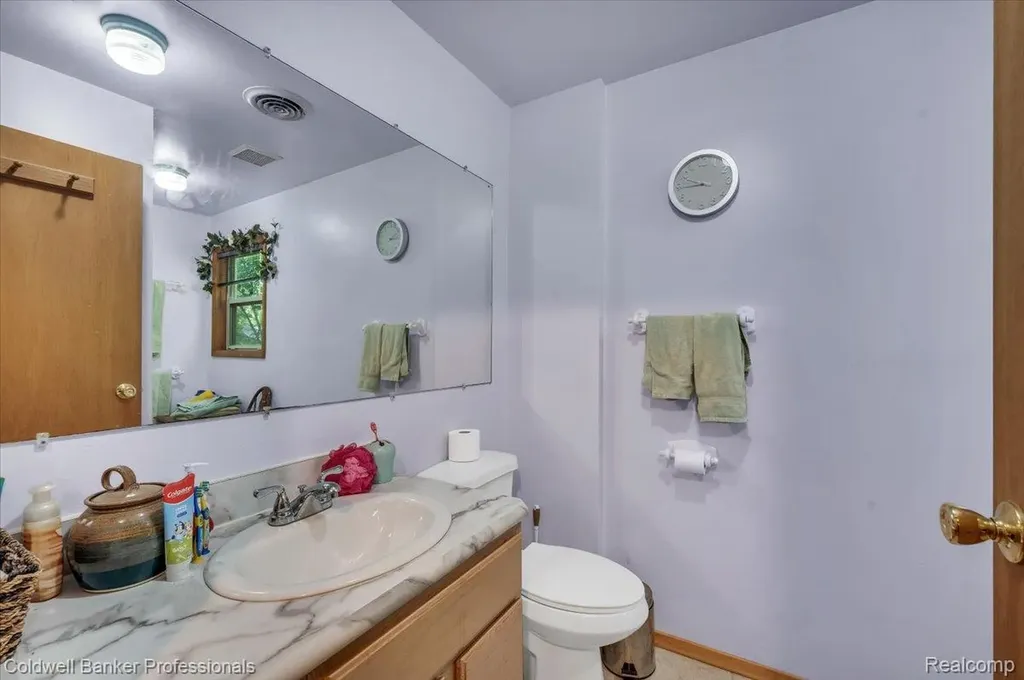 1325 Elkhorn Lake Road Orion Charter Township MI 48362